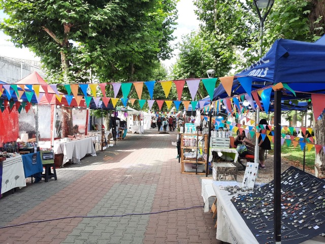 Sper Feria de Navidad de La Minga en la Plaza Central